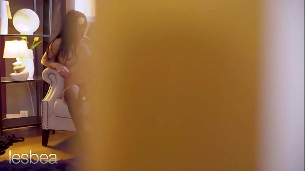 Lesbea Czech beauty Lexi Dona licks Atlanta Moreno's pretty British pussy