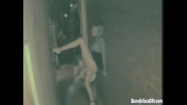 Couple Licking and Fucking Pussy at Back House Caught on camera