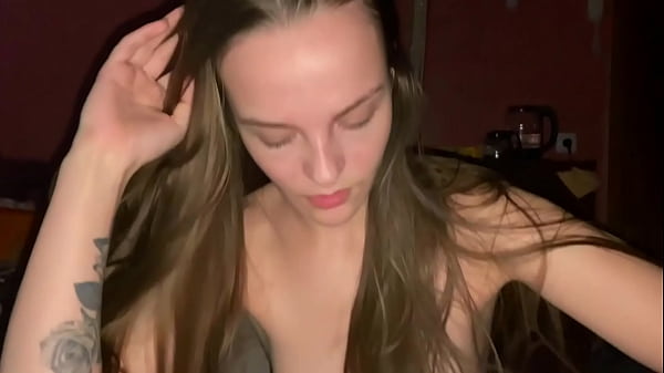 Csinos testvér análisan lovagol és szopja a farkat