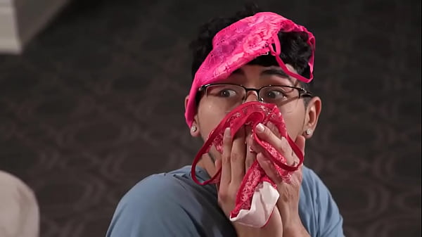 Panty snatcher gets caught nose deep