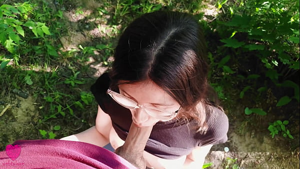 My girlfriend wanted spontaneous sex in a forest grove right next to the path where people pass