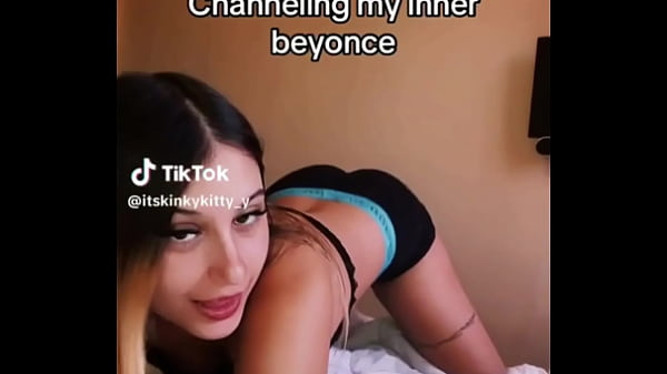 Kitti a szexi amatőr csajról egy válogatás videó