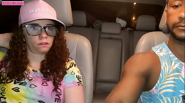 SAIR COM UM CARA DE CARRO COMEI ELE ATÉ ELE GOZAR DENTRO DE MIM