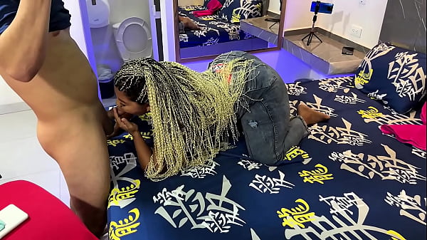 Minha safada me convida para transar depois do encontro com o marido dela