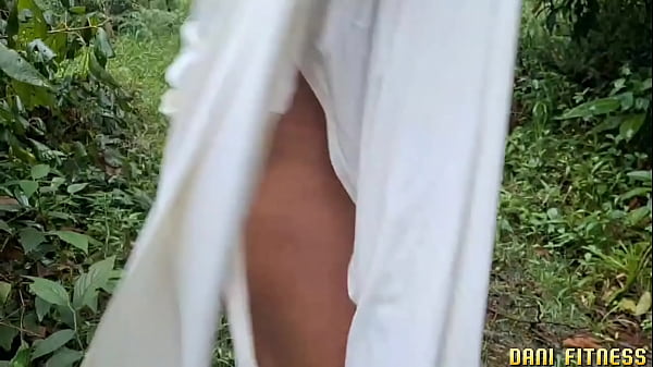 DANI FITNESS TOPA FAZER UMA TRILHA COM UM FA OLHA O QUE ACONTECEU MUITAS CHUPADAS E FODA GOSTOSA NO MEIO DA NATUREZA./ Produção Bolt Jones.
