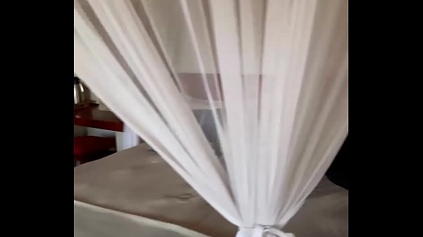 Double blowjob in public shower in South Africa - MySexMobile