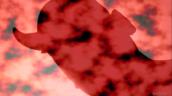 Smoking Hot Brunette Lisa Ann’s Wet Dream Packed With A Lots Of Dicks!