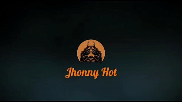 Deixei ela chupar minha rola grossa antes de festejar