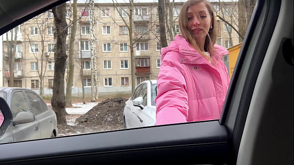 Street pickup MILF leads to hot car blowjob with mouthful of cum