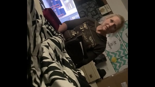 Tia gosta quando tem derrame