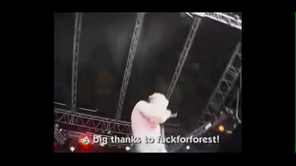 Having sex at the concert