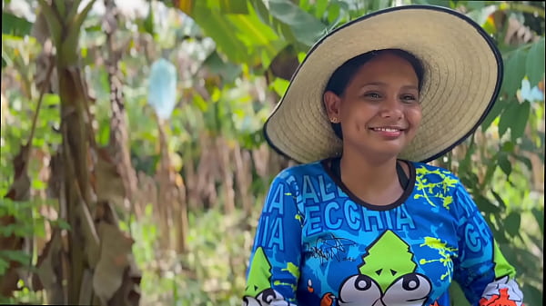 ENCUENTRO A CAMPESINA NOBLE Y LA PONGO A MAMAR A CAMBIO DE UN TELEFONO