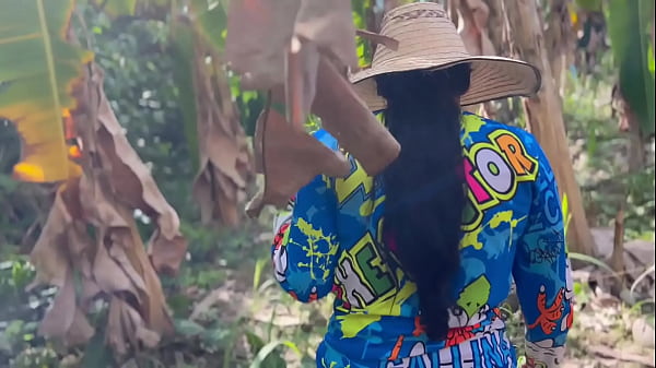 ENCUENTRO A CAMPESINA NOBLE Y LA PONGO A MAMAR A CAMBIO DE UN TELEFONO