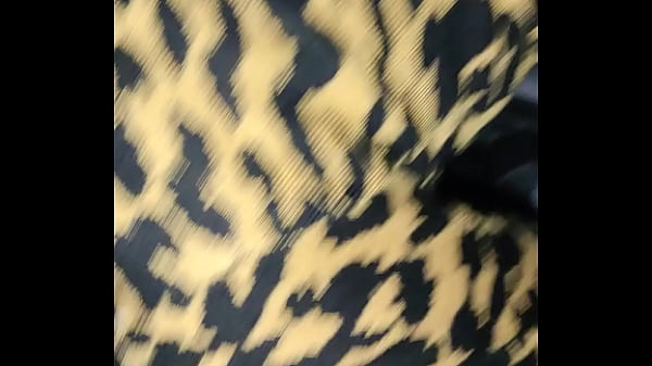 tomando leitinho no carro