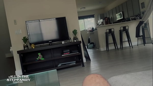 All In The Step-Family S1:E3 - StepMomMakes A Mess - 3of3