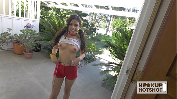 Tiny Latina Rose Darling Gets Her Taco Wrecked By Hookup!