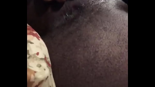 Show me that hole Thumbnail