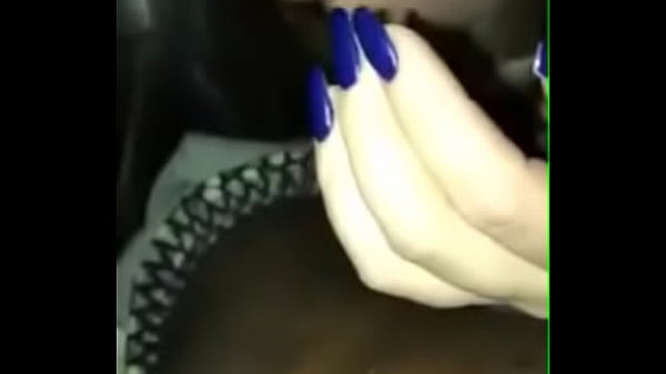 White girl neck NYC Thumbnail