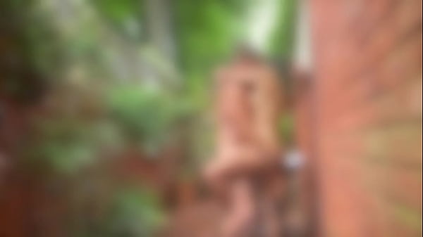 Fucking in the rain - MILF has AMAZING sex with neighbour outdoors