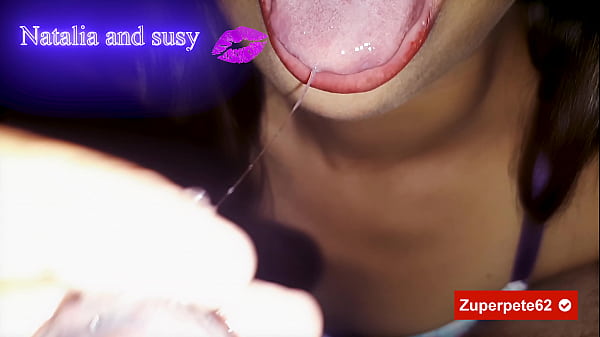 Lábios sensuais com gozada na boca da minha meia-irmã latina, Susy é uma especialista em chupar pau 4K RED FULL