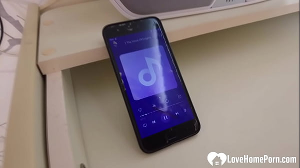 Friend’s mom gets a good deep shagging