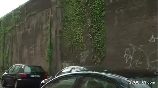 ❤️ Notgeile Politesse btkommt einen Fick statt Knolle Outdoor XXX Video