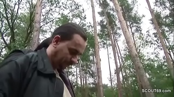 ❤️ Notgeile Politesse btkommt einen Fick statt Knolle Outdoor XXX Video