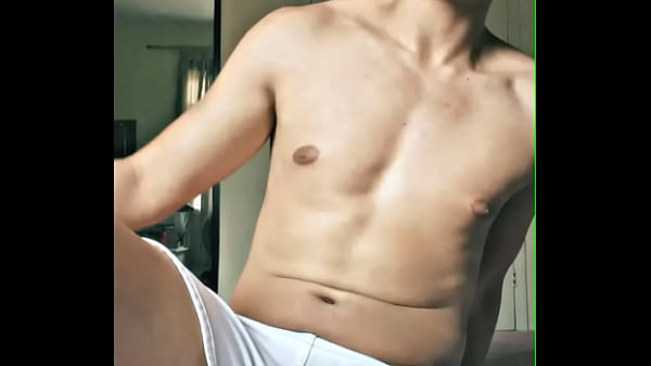 Meu cuzão cuspindo um consolo de 24cm