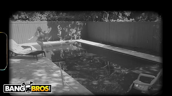 BANGBROS - New Pool Cleaner Lets Big Tits Babe Casca Akashova Take His BBC For A Spin