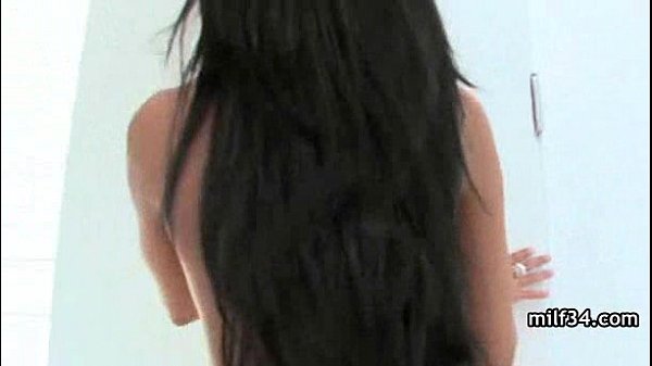 Juicy Pussy On Horny MILF Thumbnail