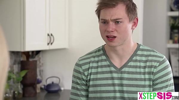 Teen stepsister Alicia Williams accused of having a little dick