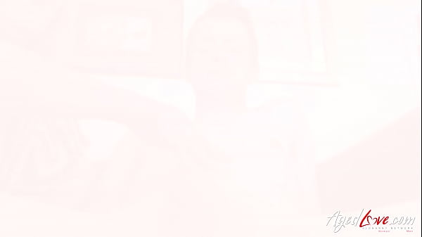 AGEDLOVE Catherine pays the gardeners with her body