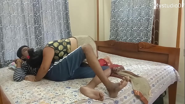 Desi Indian Mom with her sons friend · GEKSO.xyz XXX हिंदी बीएफ! Hindi bf! सेक्स वीडियो! 