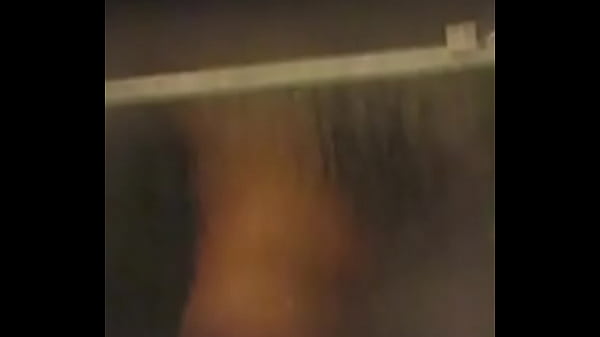 偷窥淋浴免费隐藏凸轮色情视频 XXX 视频