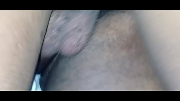 Wetjuicypussy1 - minha cliente me disse para visitá-la em casa que ela tinha uma surpresa para mim quando eu chegasse em sua casa ela abriria sua buceta grande para eu foder ela