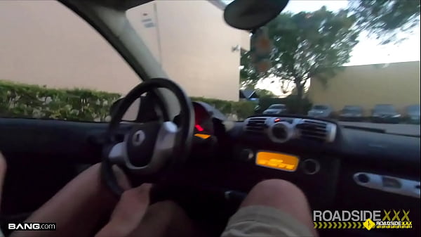 Roadside - Babe With Huge Tits Gets Fucked By The Mechanic