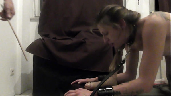 Sim senhor, por favor, me foda forte por trás