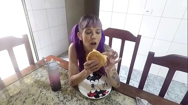 Food Fetish - Eating a burger through the ass Thumbnail