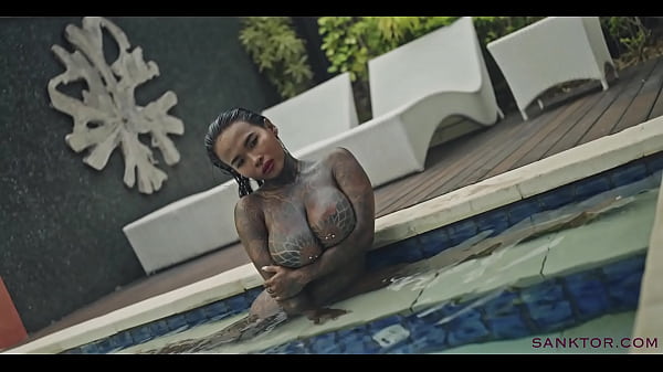 SANKTOR 117 - FULL INKED JAPANESE GIRL MASTURBATES IN THE SWIMMING POOL