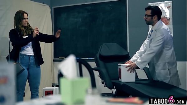 Insemination of MILF Siri Dahl by a dirty doctor with a high success rate