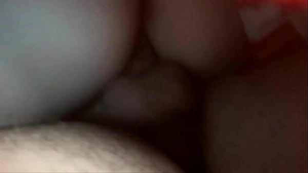 Esposa novinha faz um sexo amador com punheta, boquete e gozada na buceta