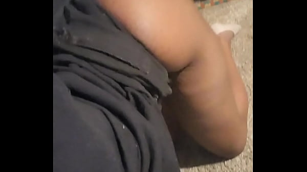 Provocação de ébano grosso