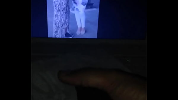 cumming on pic Thumbnail