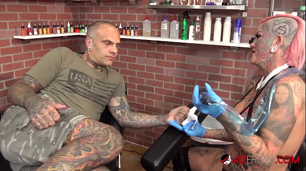 Big titty Evilyn Ink tattoos Sascha then gets fucked