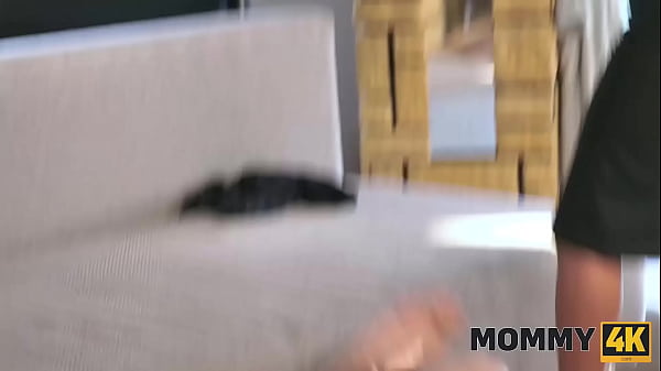 Jizz Pancakes for Lewd StepMommy's Breakfast