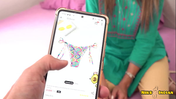 शादीशुदा औरत को पराये मर्द ने बिस्तर पे लिटाकर उसकी गांड और चूत चोद दिया