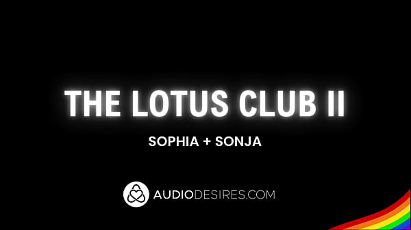 Masseuse seduces client and watches her touching herself [lesbian audio porn for women]