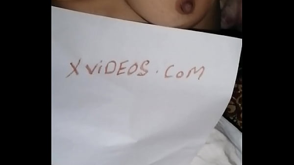 Freizügige Schlampen und Blowjob am Strand Freizügige Schlampen und Blowjob am Strand