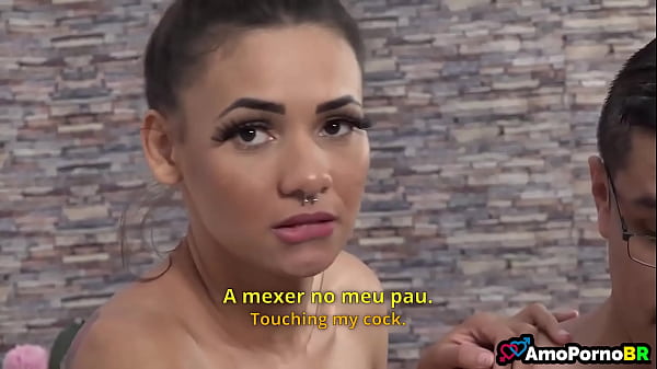 Ela sempre pedi pra chupar meu pau, quando estamos sozinho em casa – Vídeo Pornô