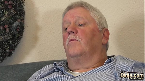 Young slut gets down and sucks cum from old man in her juicy tight pussy